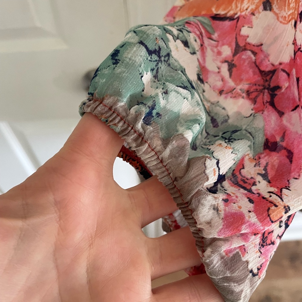 Fig and Flower Vibrant Floral Blouse - Picture 3 of 7